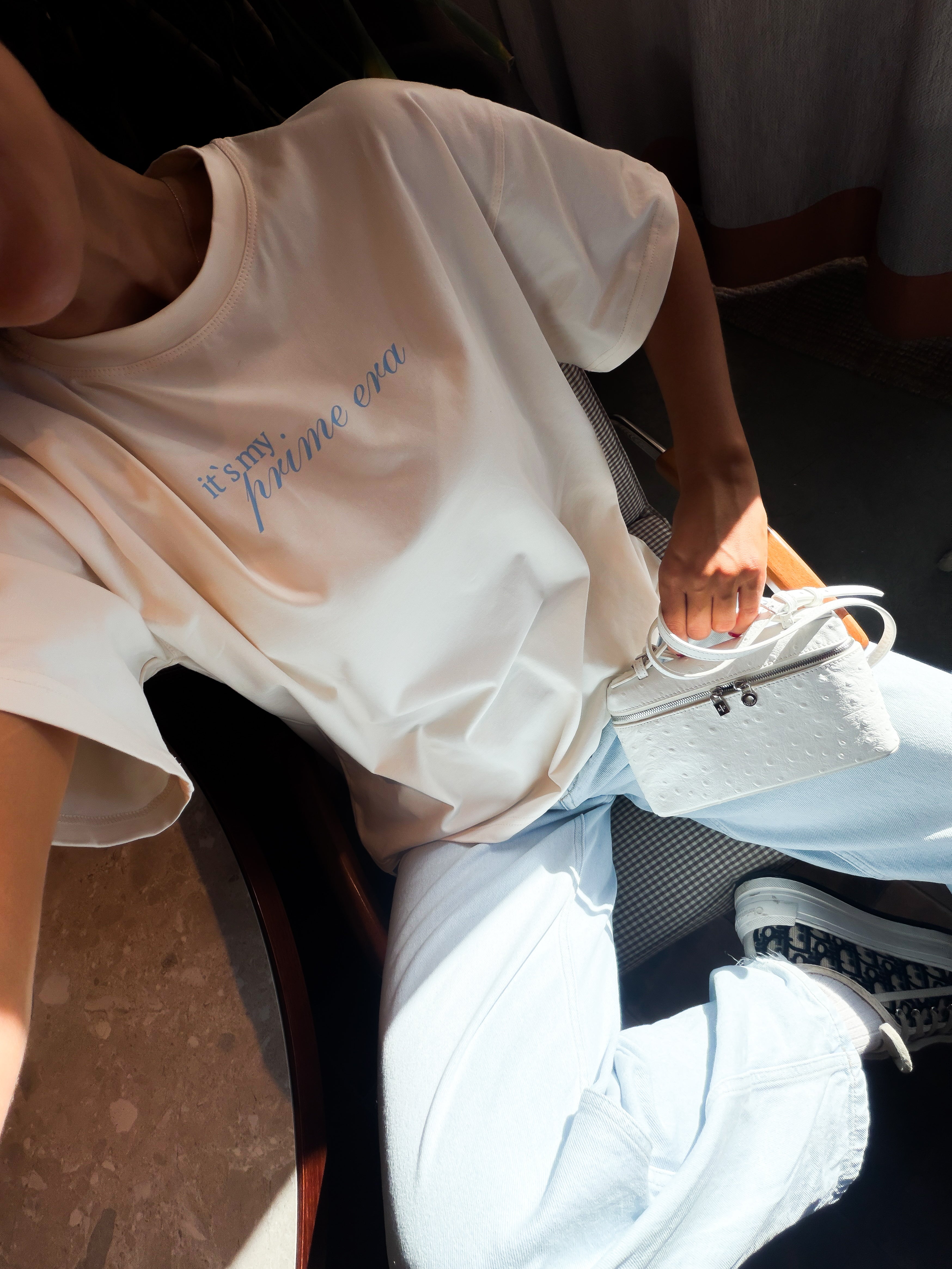 Футболка з принтом в кольорі масло