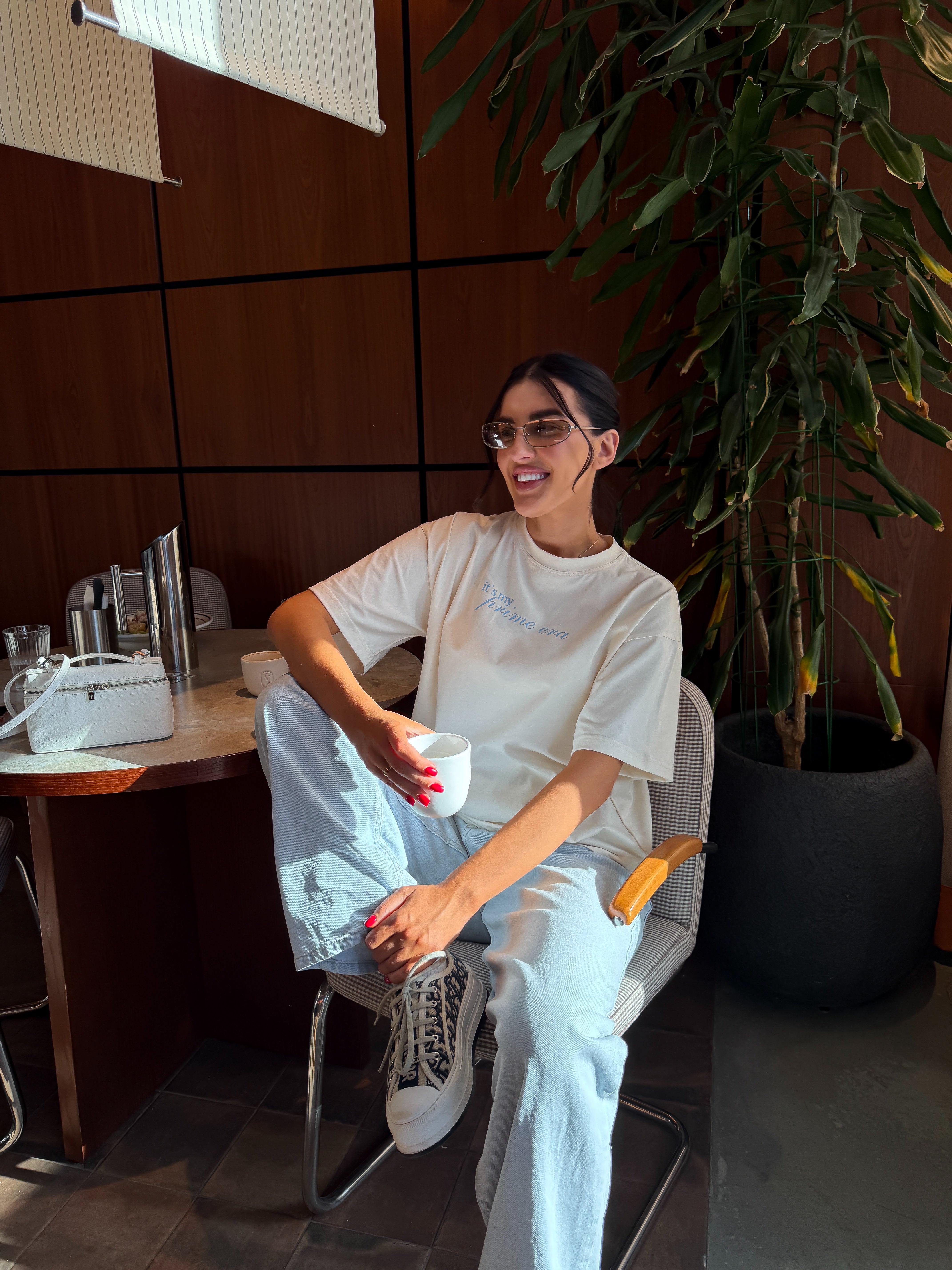 Футболка з принтом в кольорі масло