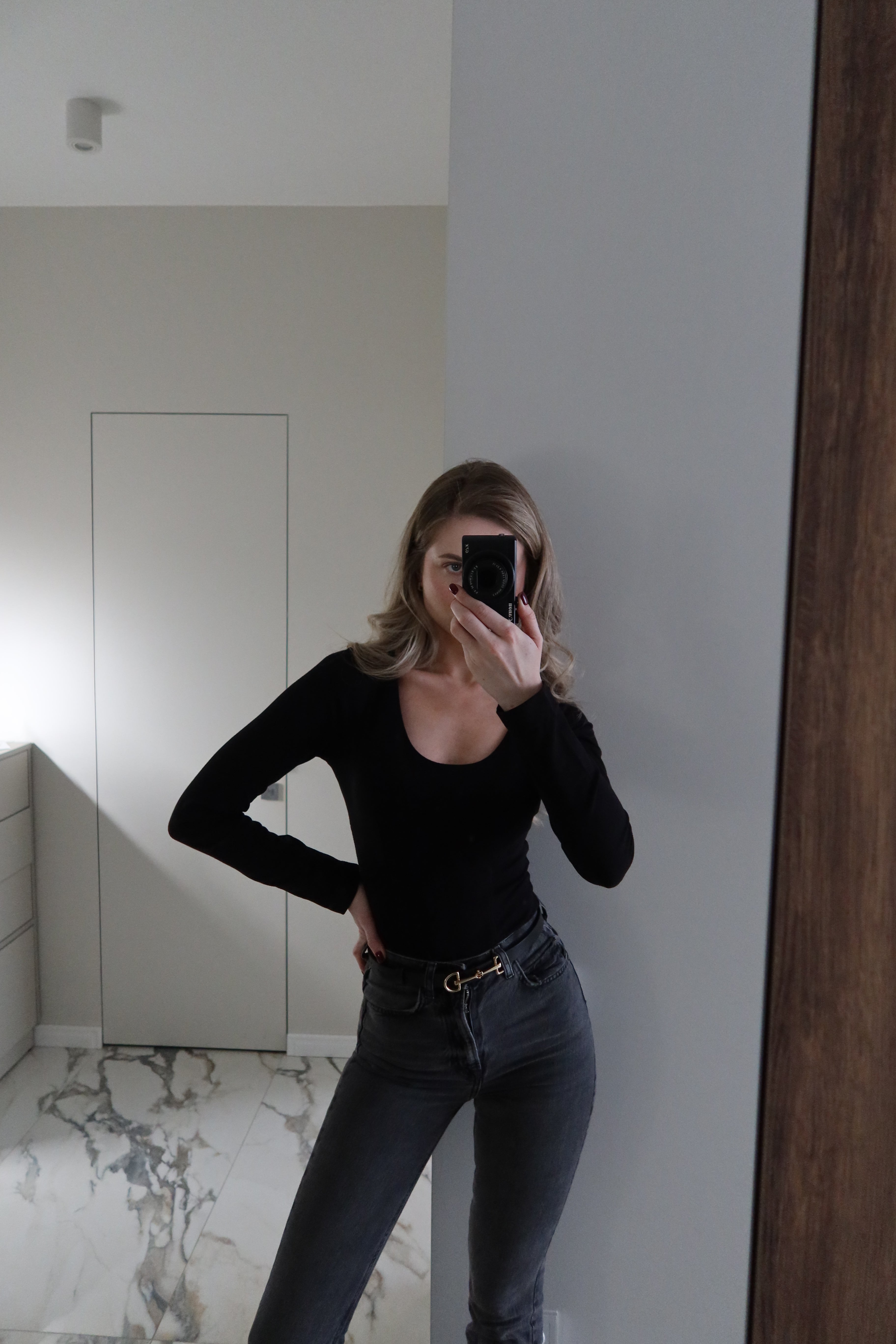 Боді з корсетом в чорному кольорі