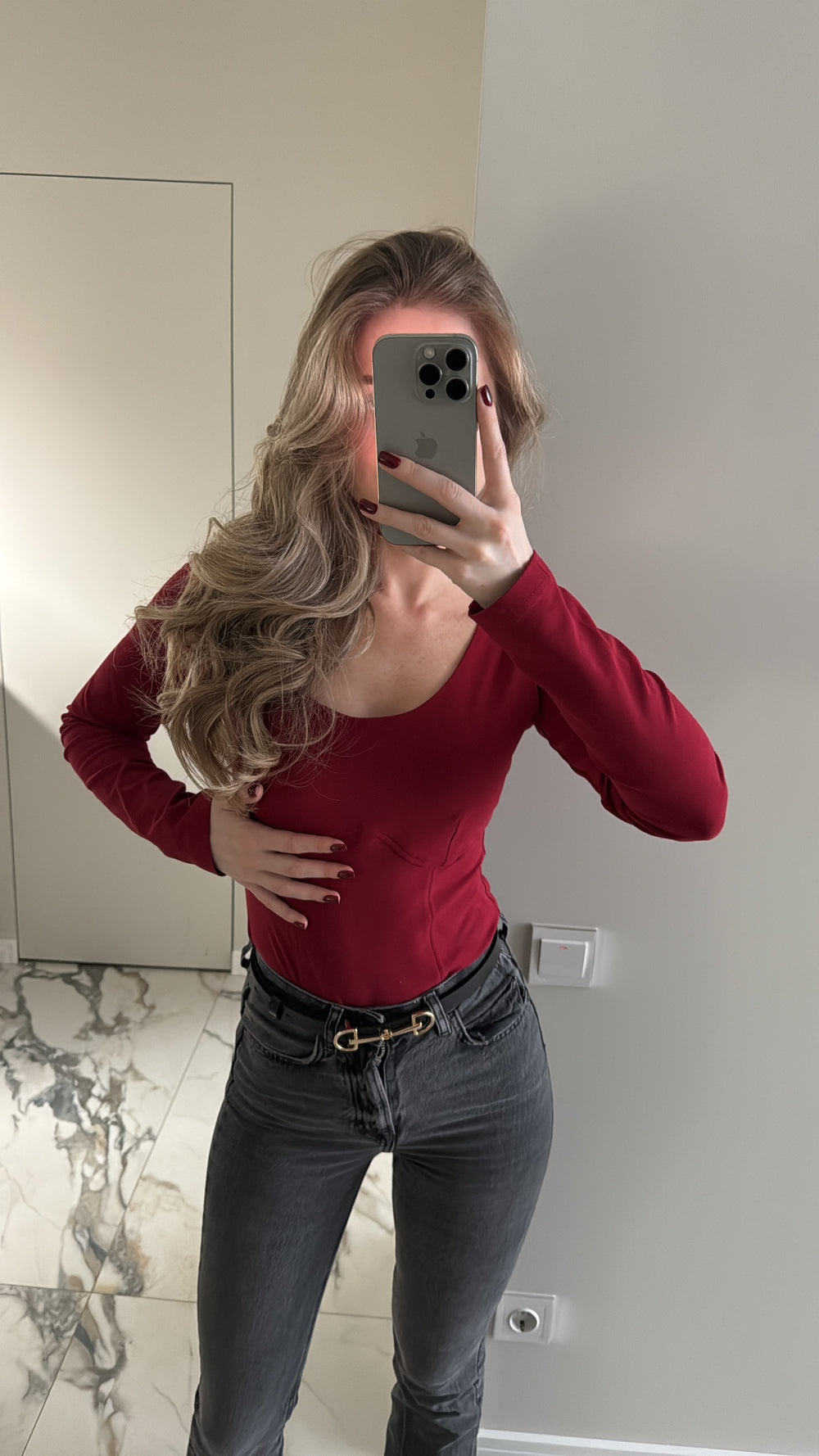 Боді з корсетом в бордовому кольорі