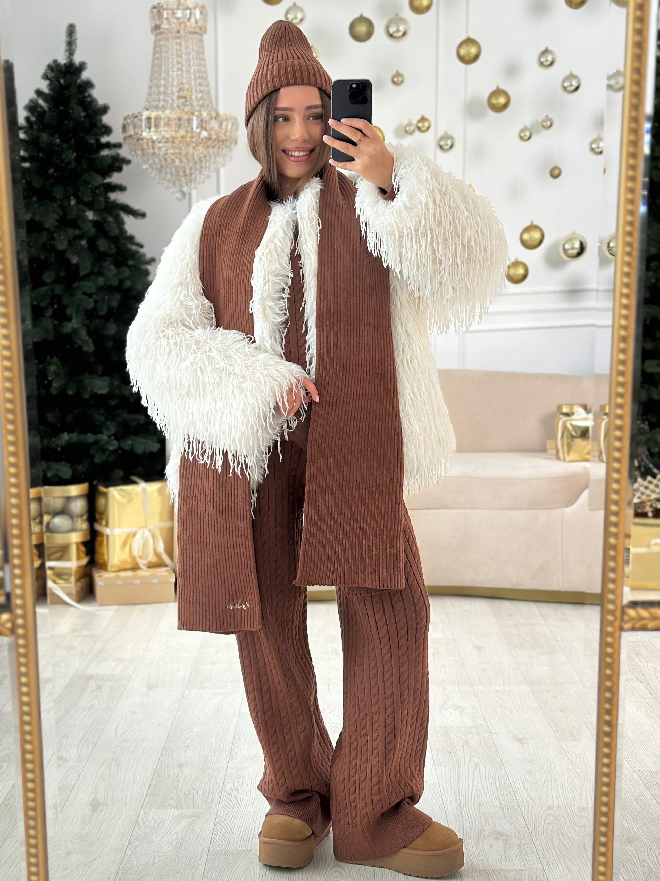 Костюм косичка шоколадного кольору