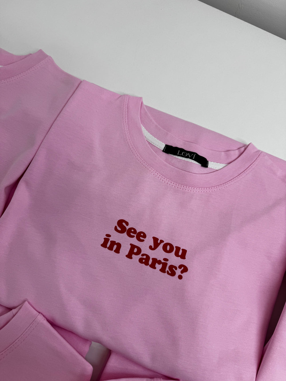 Basic long sleeve in milk color with a print